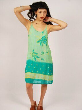 Y2K Flowy Beach Dress (M) medium blue green vintage midi ocean tropical boho